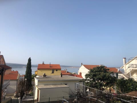 Neighbourhood, Sea view