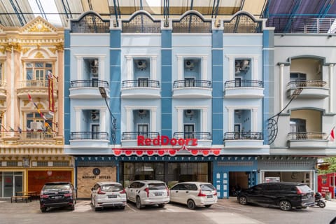 Property building, Facade/entrance