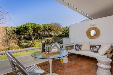 Balcony/Terrace, Garden view