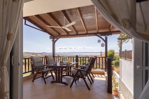 Costa's House House in Nikiti