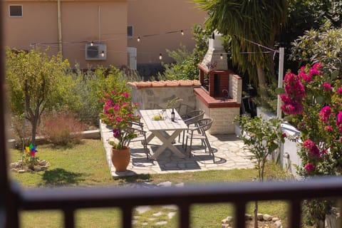 Costa's House House in Nikiti