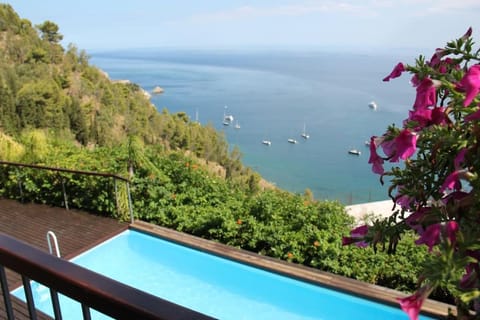Pool view, Sea view, Swimming pool