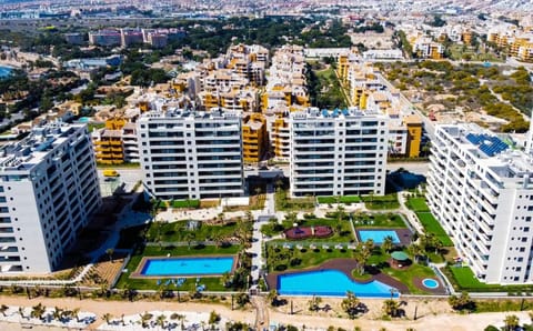 Property building, Bird's eye view, Location