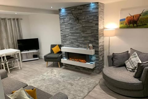 *STUNNING & SPACIOUS* 3 Bed House, 5min from Oban Apartment in Scotland