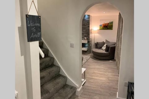 *STUNNING & SPACIOUS* 3 Bed House, 5min from Oban Apartment in Scotland