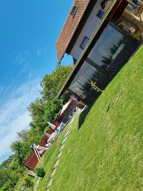 Kuća za odmor Mladen i Martina Villa in Slavonski Brod