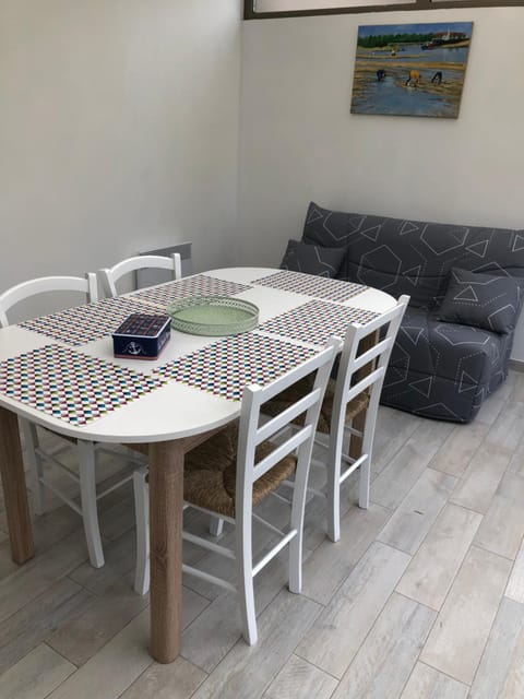 La st Cecile House in Hauts-de-France