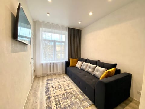 Seating area, Bedroom