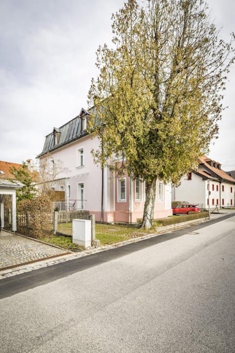 Haus Alpenruhe Apartment in Bad Reichenhall