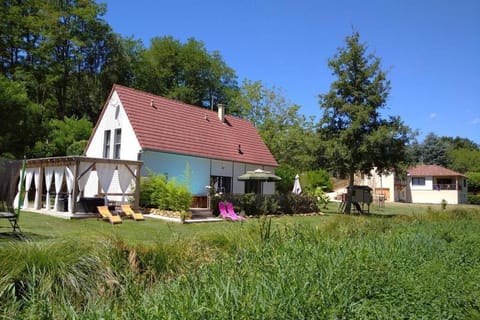 Property building, Garden view