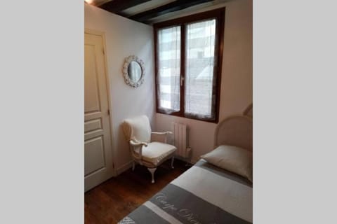 Meublé tourisme classé 1 étoile - coeur de ville quartier cathédrale Apartment in Tours