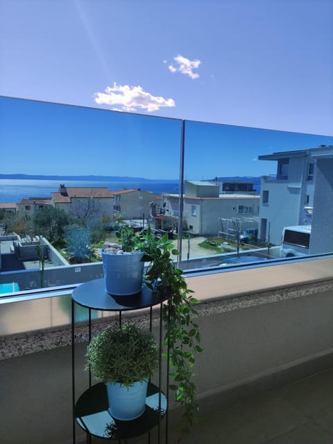 View (from property/room), Balcony/Terrace, Sea view