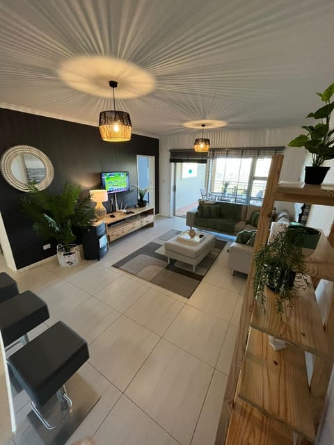 X3 on Goose with Sea View Apartment in Plettenberg Bay