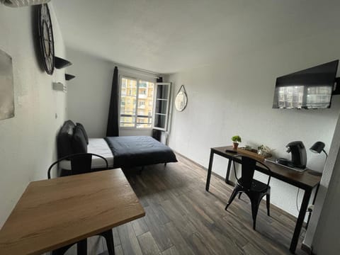 Superbe Logement proche LA DÉFENSE / U ARENA Apartment in Courbevoie