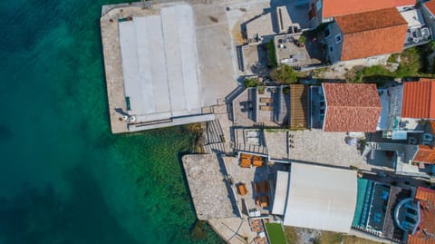 Property building, Area and facilities, Area and facilities, Area and facilities