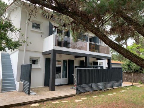 Property building, Inner courtyard view