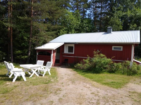 Miekkalan Saunatupa Chalet in Finland