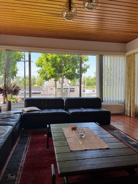 Vakantiehuis Bloemmolenkaai House in Flanders