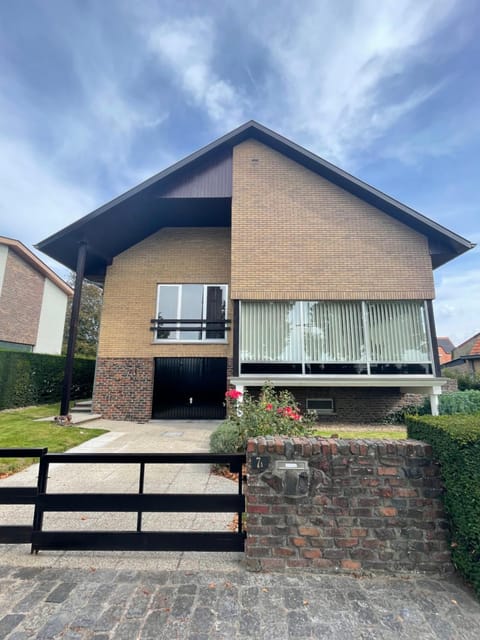 Vakantiehuis Bloemmolenkaai House in Flanders