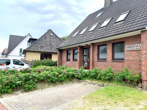 Ferienwohnung "Kreuz" im Haus Libertas Apartment in Sankt Peter-Ording