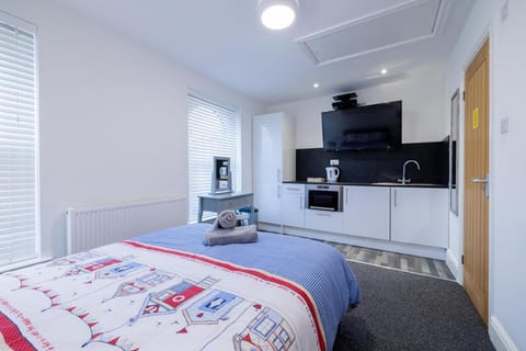 Hillcrest Studio Apartments Bed and Breakfast in Cleethorpes