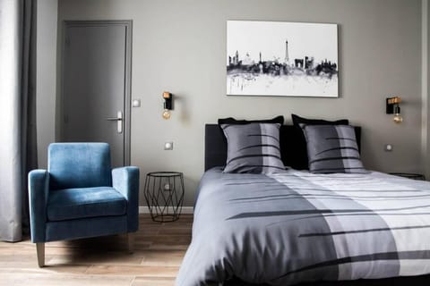 Beau studio STYLE INDUSTRIEL Apartment in Corbeil-Essonnes