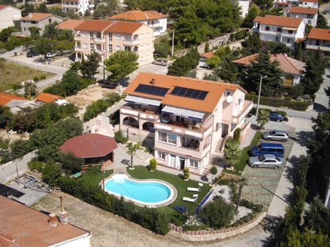 Apartments Stengl Apartment in Lika-Senj County