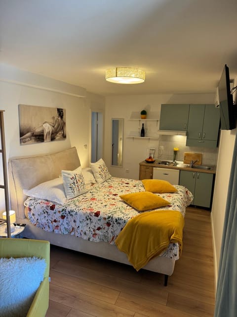 Apartments Emilija Apartment in Brela