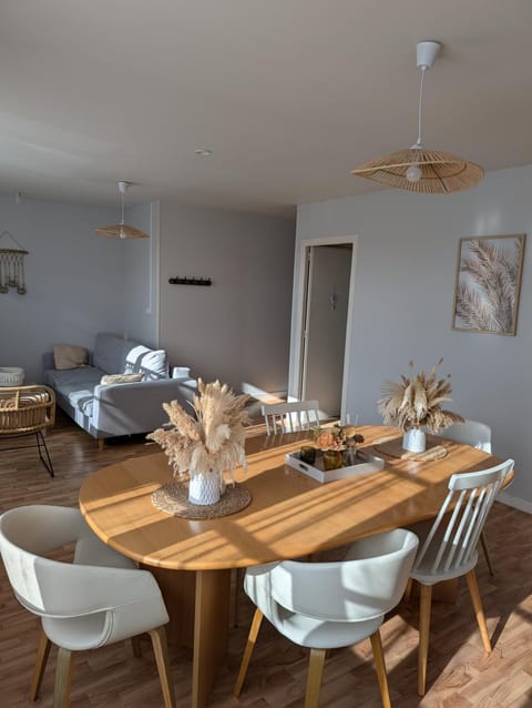 Gîte Le 101ème dans le centre de Ste Mère Église Apartment in Normandy