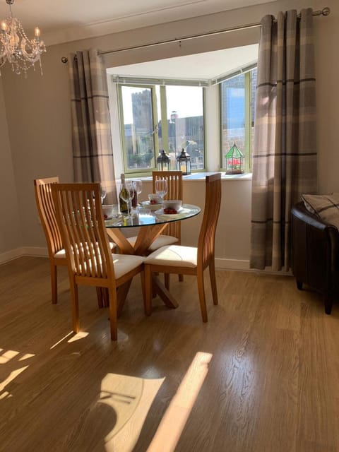 Mill Pond View Apartment in Wales