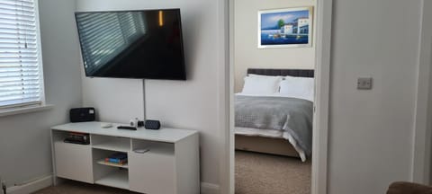 Peninsula Pad Apartment in Portrush