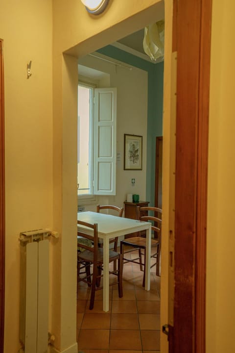 Tranquil Suite Near Museums and Train Station Apartment in Florence