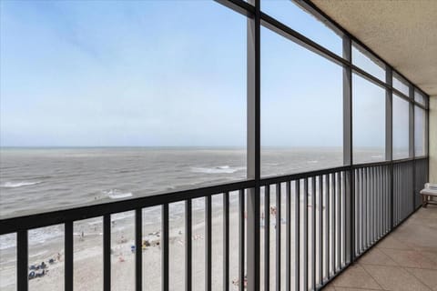 Corner Unit Ocean Views - Shores of Madeira #501 Apartment in Redington Beach