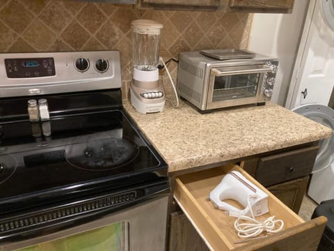 minibar, pet friendly, stove, toaster