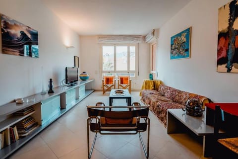 Grand Central Ventimiglia - WiFi & Parking Apartment in Ventimiglia