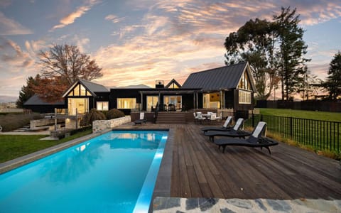 Property building, Patio, Natural landscape, Garden view, Mountain view, Swimming pool