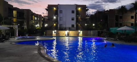 Swimming pool