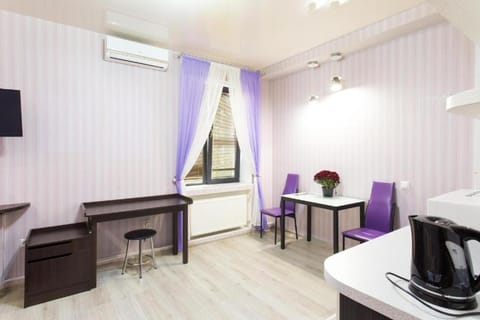 Dining area, hair dresser, air conditioner