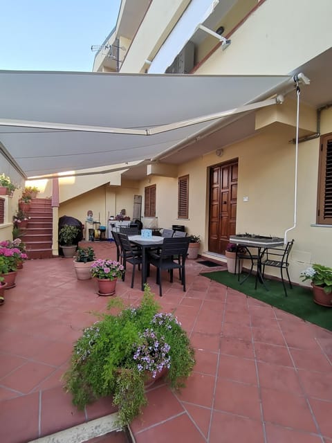 Patio, People