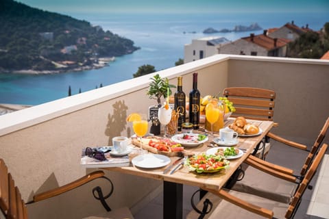 Balcony/Terrace, Balcony/Terrace