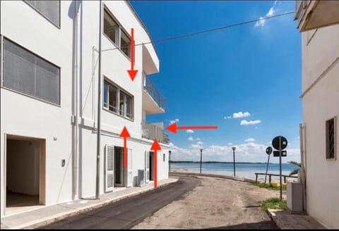 Property building, Day, Natural landscape, Sea view, Street view