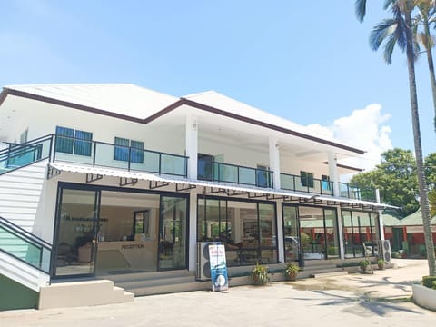 Facade/entrance, Lobby or reception