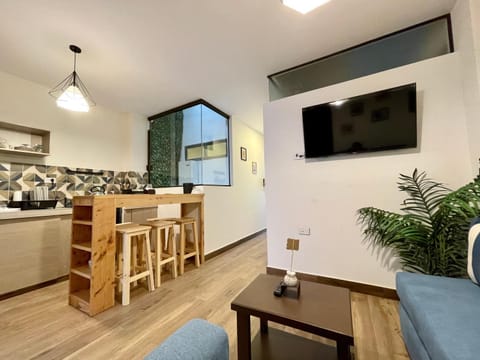 TV and multimedia, Living room, Dining area