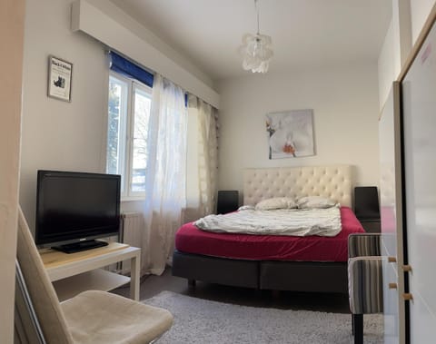 Yksiö 1 km jokirannasta föriltä/ 2 km torilta Apartment in Turku