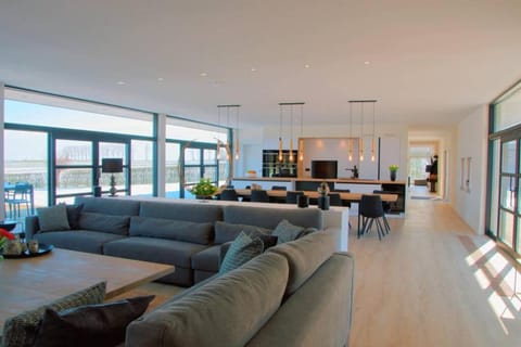 Landhuis Groenenburg Villa in Ypres