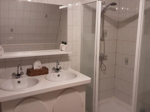 Villa commune PoldersView Vacation rental in Zeeland, Netherlands