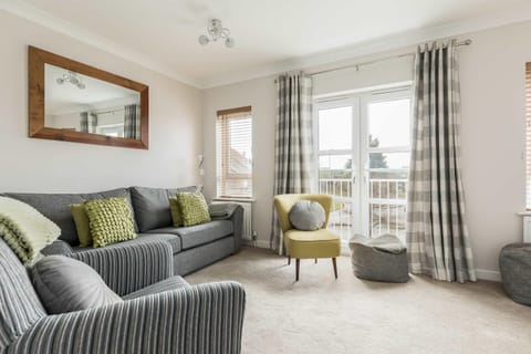 Avalon - Walking Distance to Poole Quay and Town House in Poole