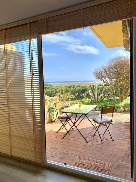 Patio, Sea view