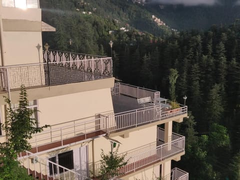 Property building, Balcony/Terrace, Mountain view, Mountain view