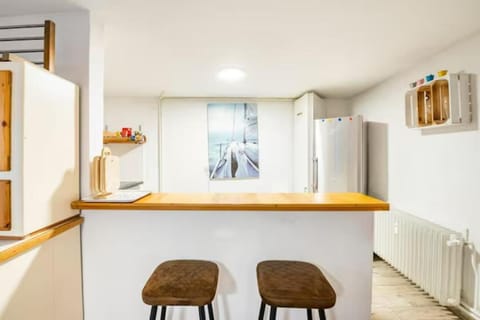 Gemütliche 3-ZKB WC SouterrainWohnung in Bestlage Apartment in Hamburg